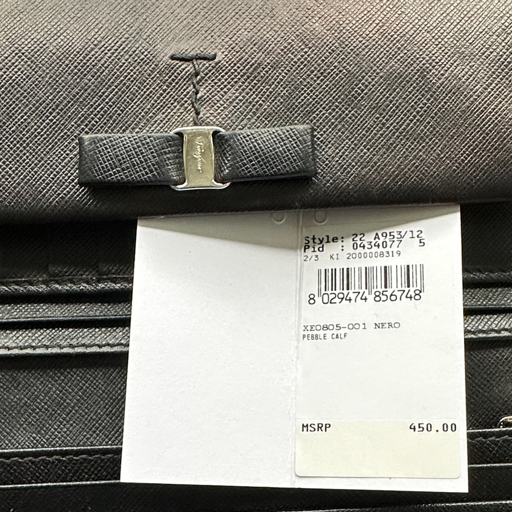 Salvatore Ferragamo Black Leather wallet